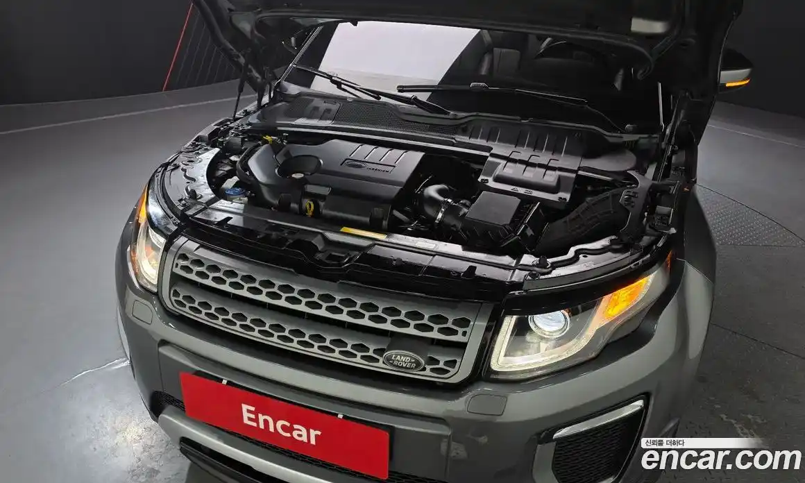 Land Rover Range-Rover Evoque 2017 2.0 Автомат в Москве № 198220, фото 16