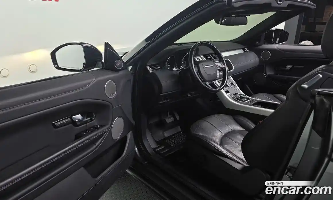 Land Rover Range-Rover Evoque 2017 2.0 Автомат в Москве № 198220, фото 4