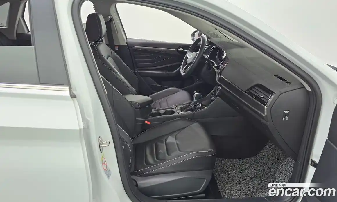 Volkswagen Jetta 2023 1.5 Автомат в Москве № 199004, фото 11