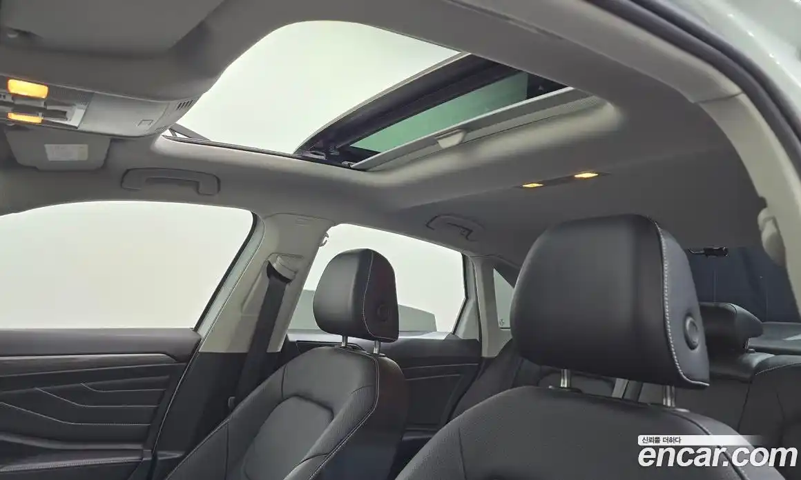 Volkswagen Jetta 2023 1.5 Автомат в Москве № 199004, фото 19