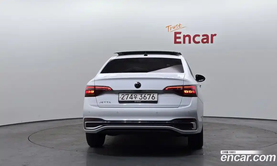 Volkswagen Jetta 2023 1.5 Автомат в Москве № 199004, фото 4