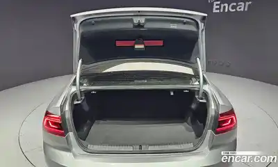 Volkswagen Passat 2022 2.0 Автомат в Москве № 199063, миниатюра 4