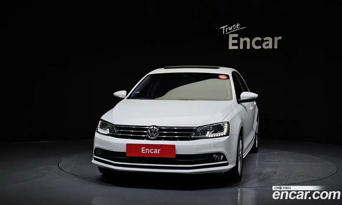 Volkswagen Jetta 2015 2.0 Автомат в Москве № 199239, фото 3