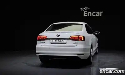 Volkswagen Jetta 2015 2.0 Автомат в Москве № 199239, миниатюра 4