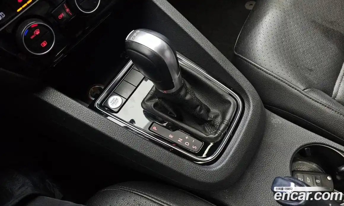 Volkswagen Jetta 2015 2.0 Автомат в Москве № 199239, фото 6