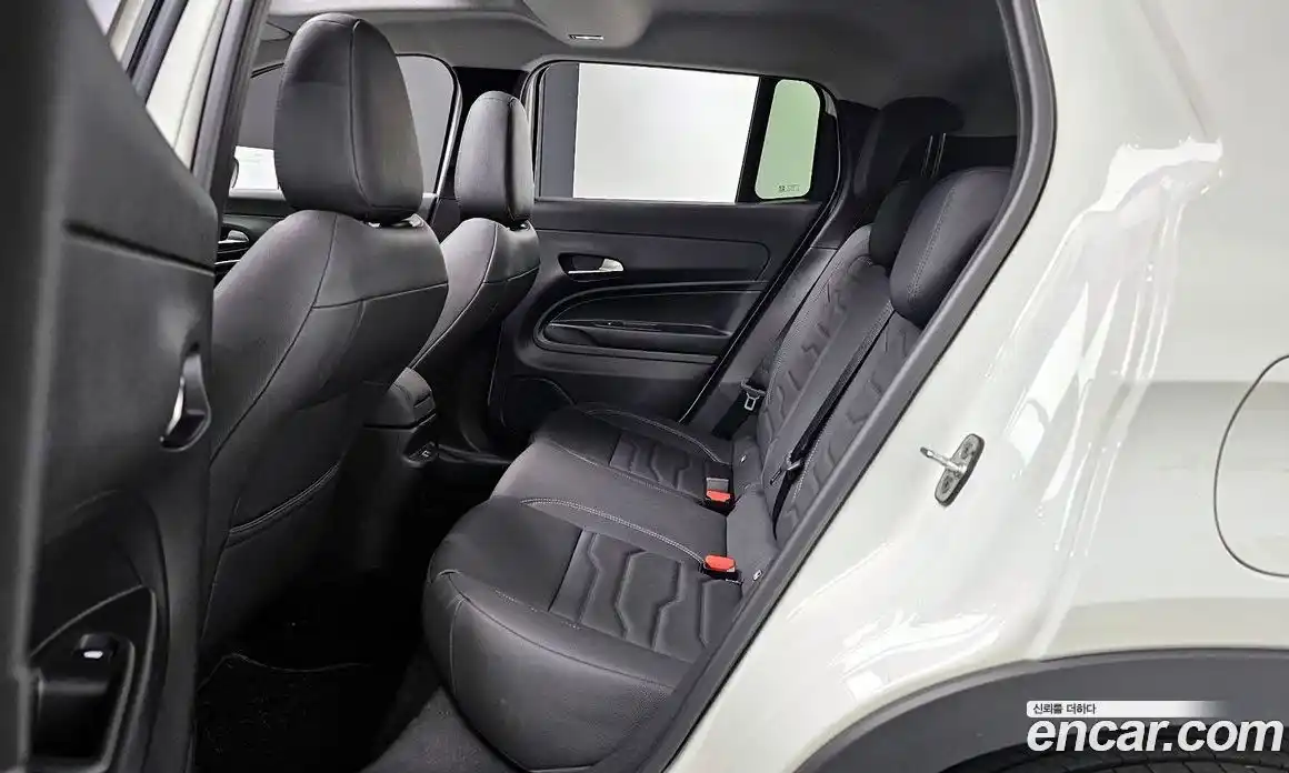 Jeep Avenger 2024 0.1 Автомат в Москве № 199384, фото 9