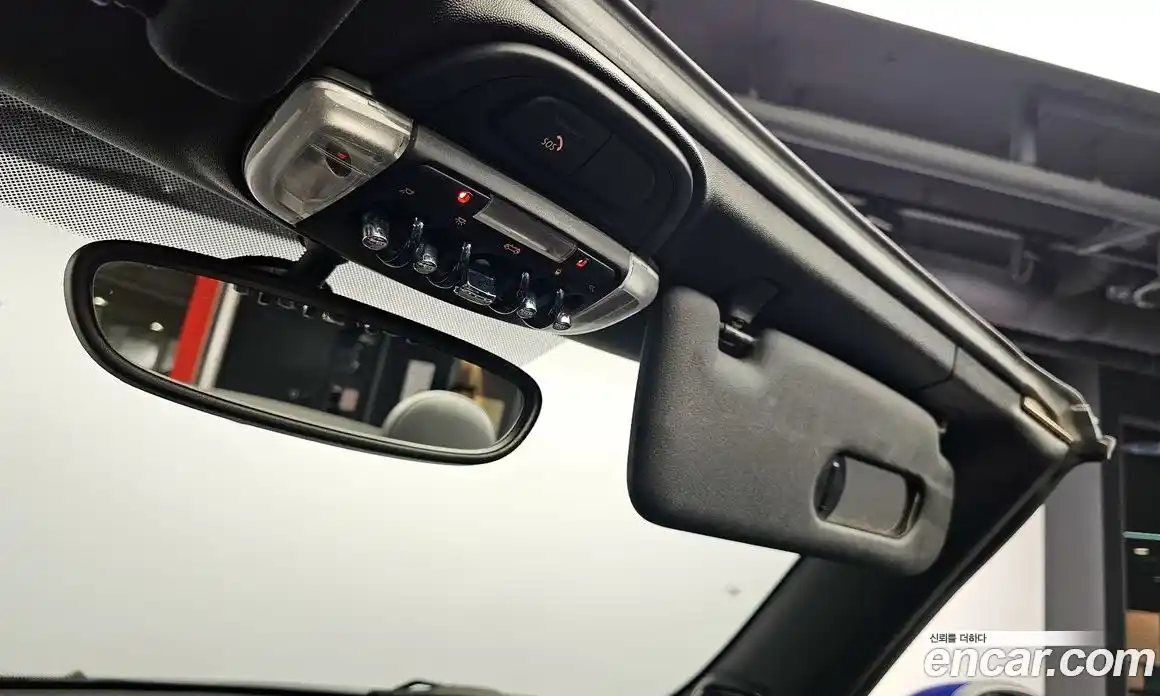 Mini Cooper Convertible 2019 1.5 Автомат в Москве № 206388, фото 16