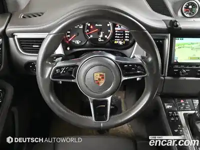 Porsche Macan 2015 3.6 Автомат в Москве № 210322, миниатюра 12