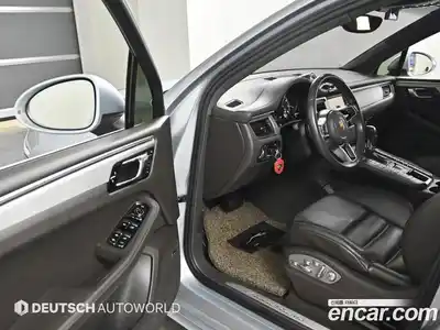 Porsche Macan 2015 3.6 Автомат в Москве № 210322, миниатюра 10