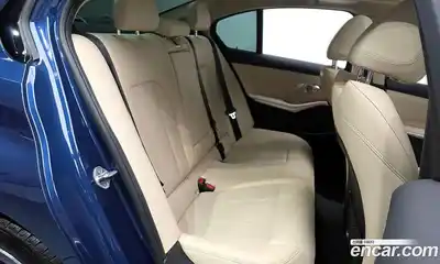 BMW 3-Series 2023 2.0 Автомат в Москве № 210410, миниатюра 12