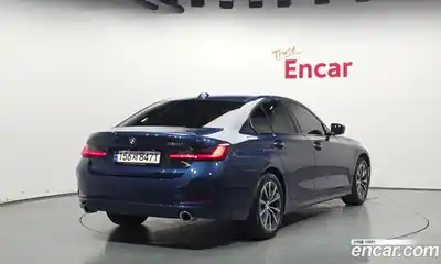 BMW 3-Series 2023 2.0 Автомат в Москве № 210410, миниатюра 2