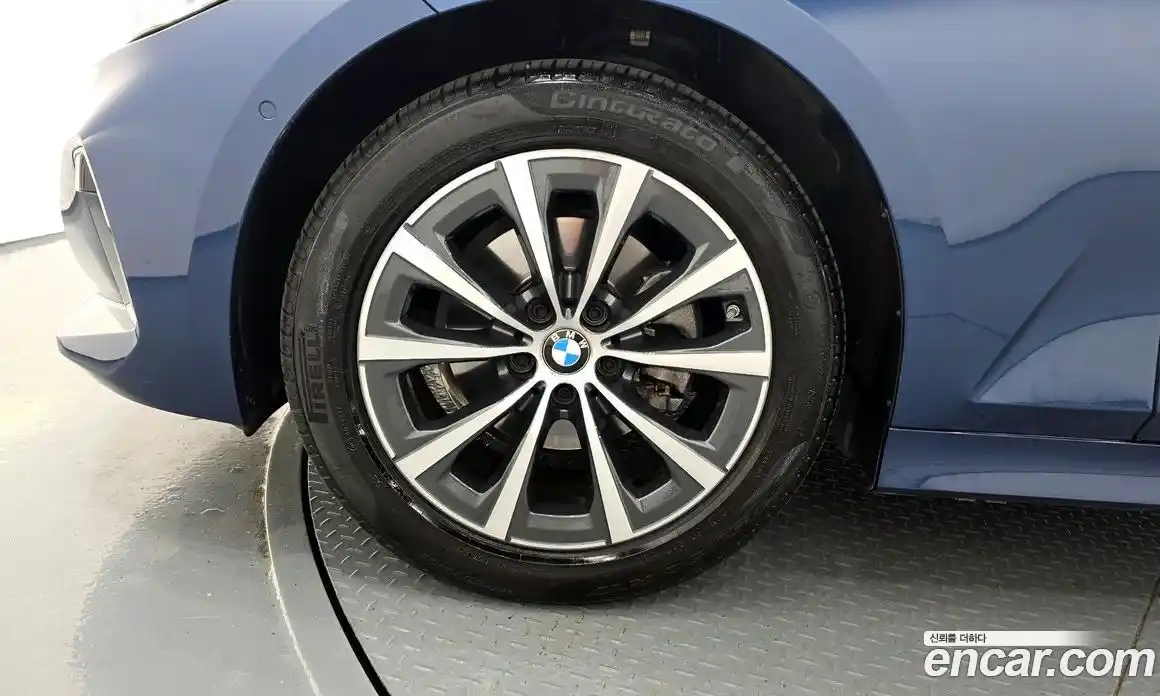 BMW 3-Series 2023 2.0 Автомат в Москве № 210410, фото 5