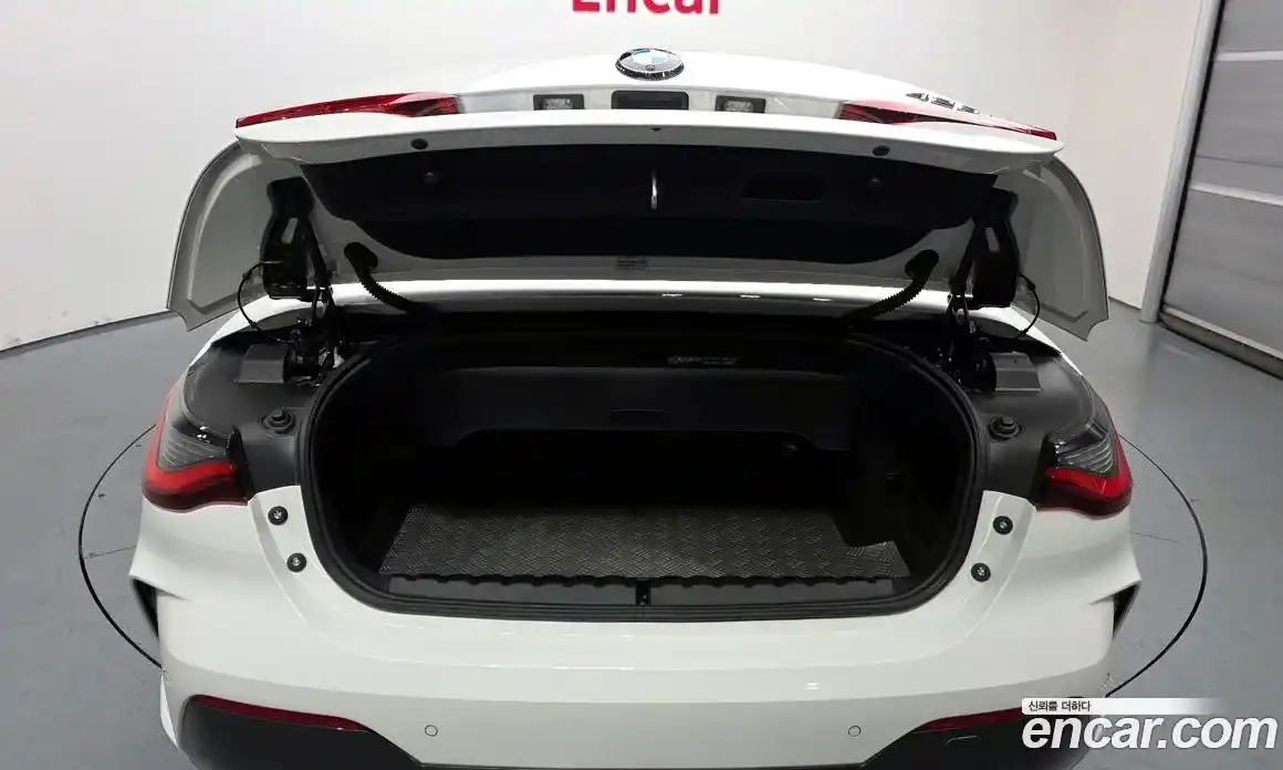 BMW 4-Series 2023 2.0 Автомат в Москве № 210586, фото 6