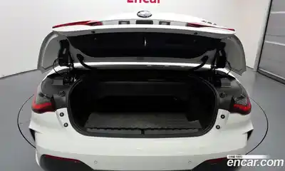 BMW 4-Series 2023 2.0 Автомат в Москве № 210586, миниатюра 6