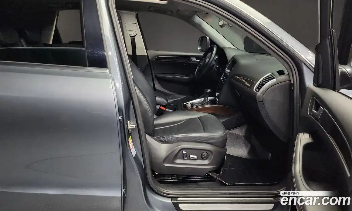 Audi Q5 2013 2.0 Автомат в Москве № 212700, фото 16