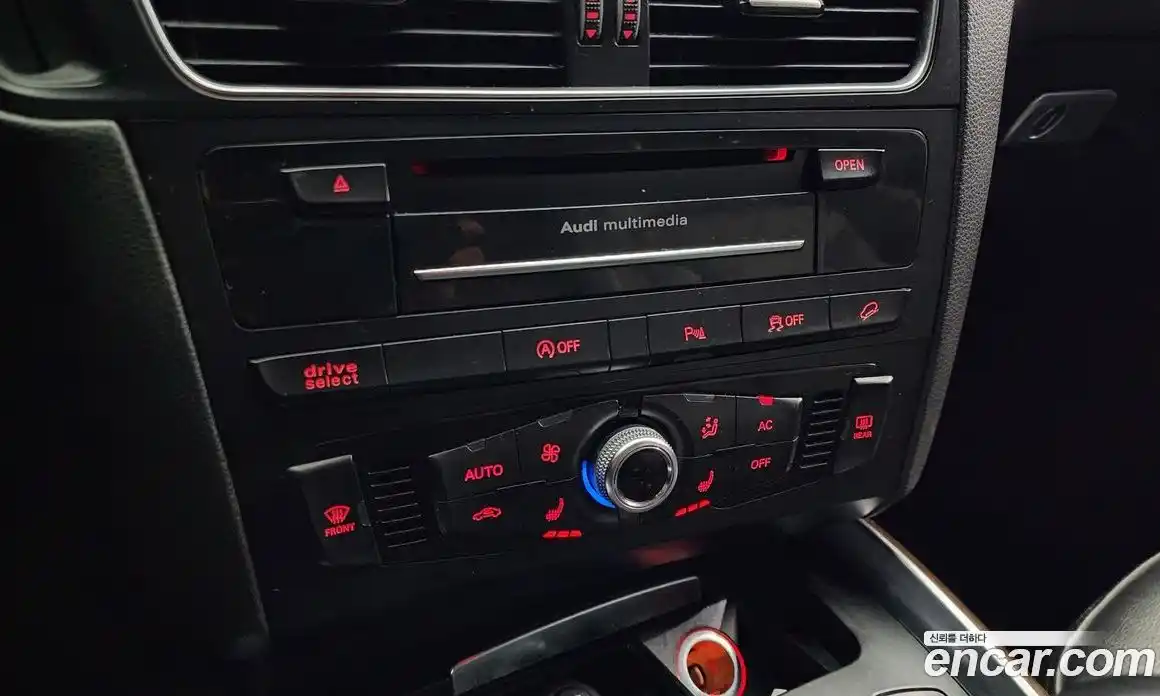 Audi Q5 2013 2.0 Автомат в Москве № 212700, фото 17