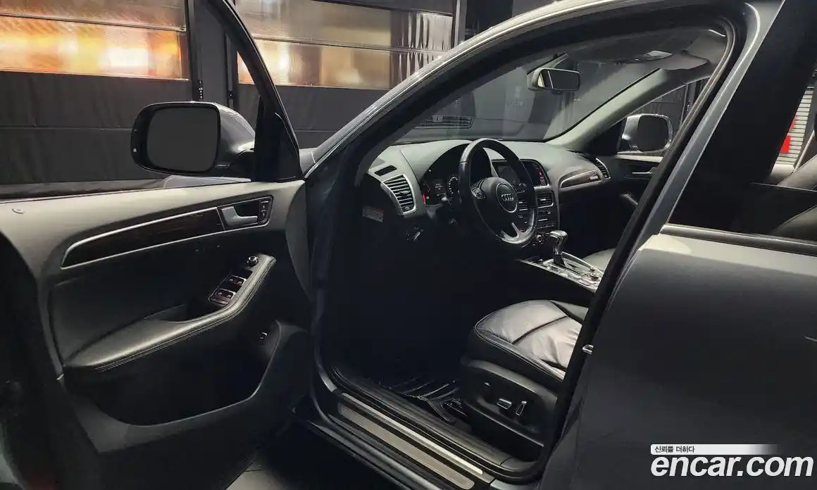 Audi Q5 2013 2.0 Автомат в Москве № 212700, фото 3