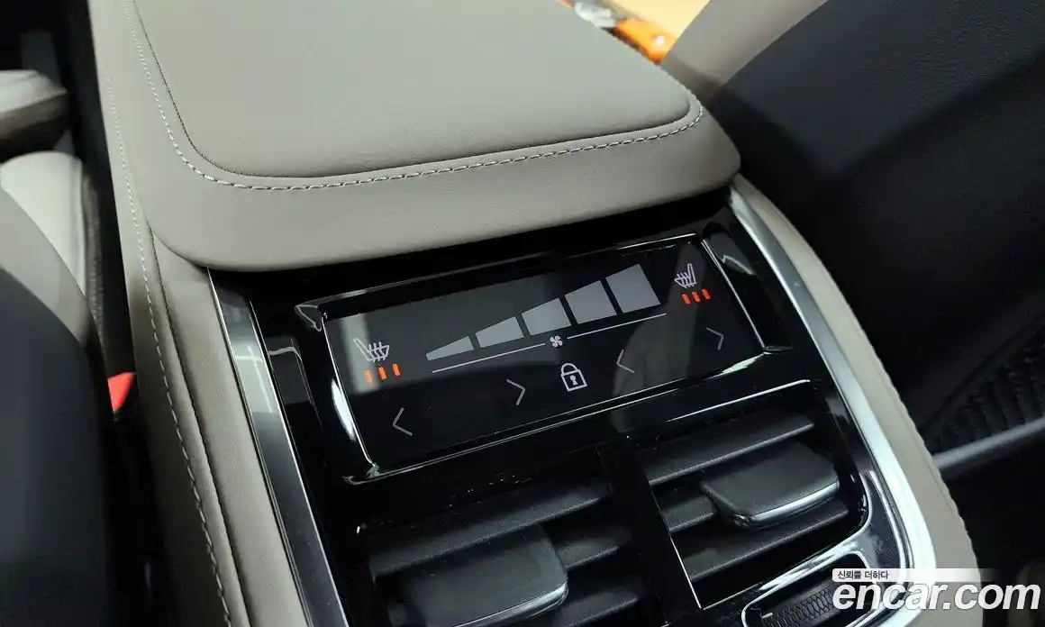 Volvo XC90 2026 2.0 Автомат в Москве № 212774, фото 13