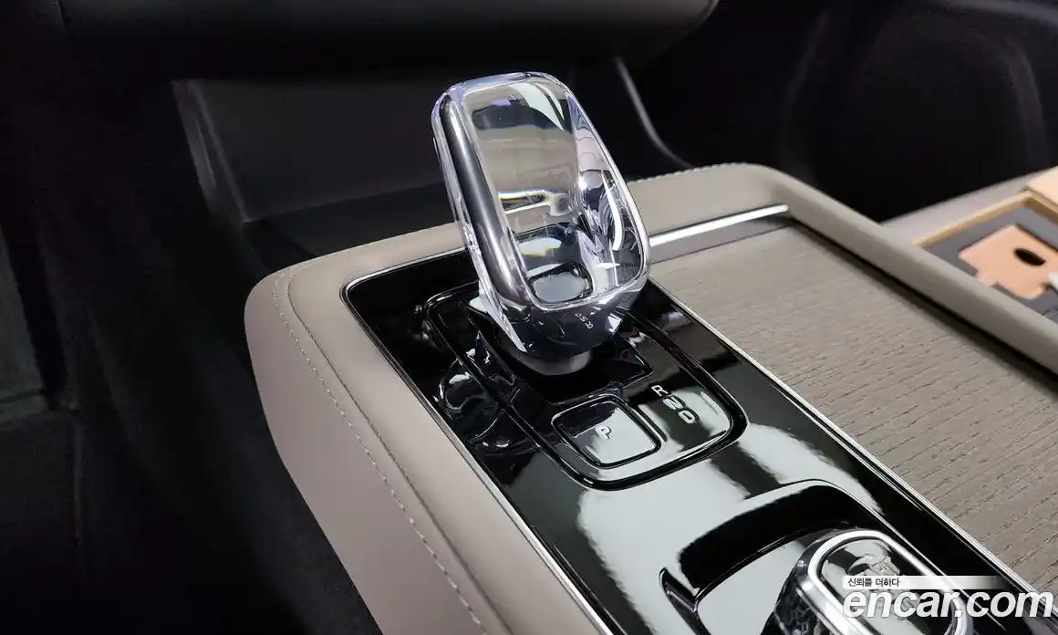 Volvo XC90 2026 2.0 Автомат в Москве № 212774, фото 5