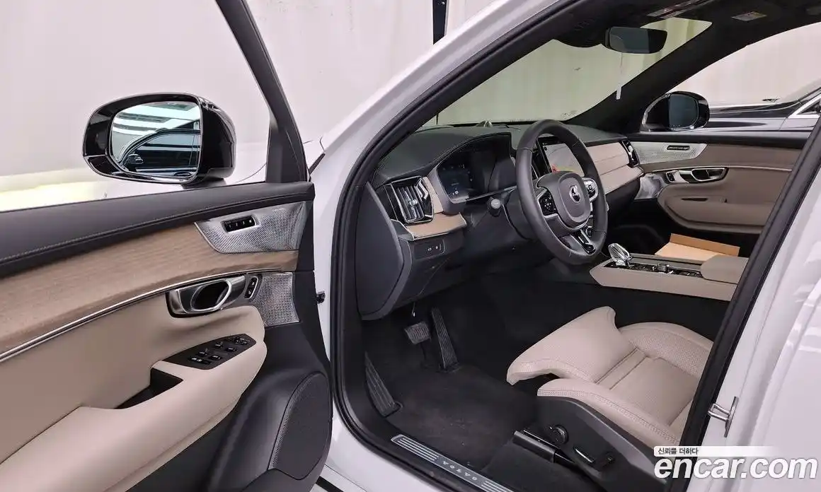 Volvo XC90 2026 2.0 Автомат в Москве № 212774, фото 6