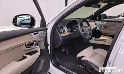 Volvo XC90 2026 2.0 Автомат в Москве № 212774, миниатюра 6
