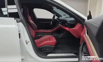 Porsche Taycan 2022 0.1 Автомат в Москве № 213065, миниатюра 11