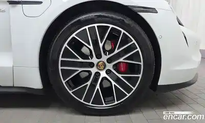 Porsche Taycan 2022 0.1 Автомат в Москве № 213065, миниатюра 5