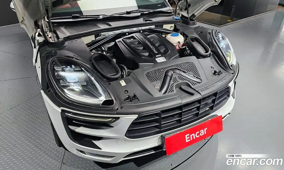 Porsche Macan 2017 3.0 Автомат в Москве № 213215, фото 17