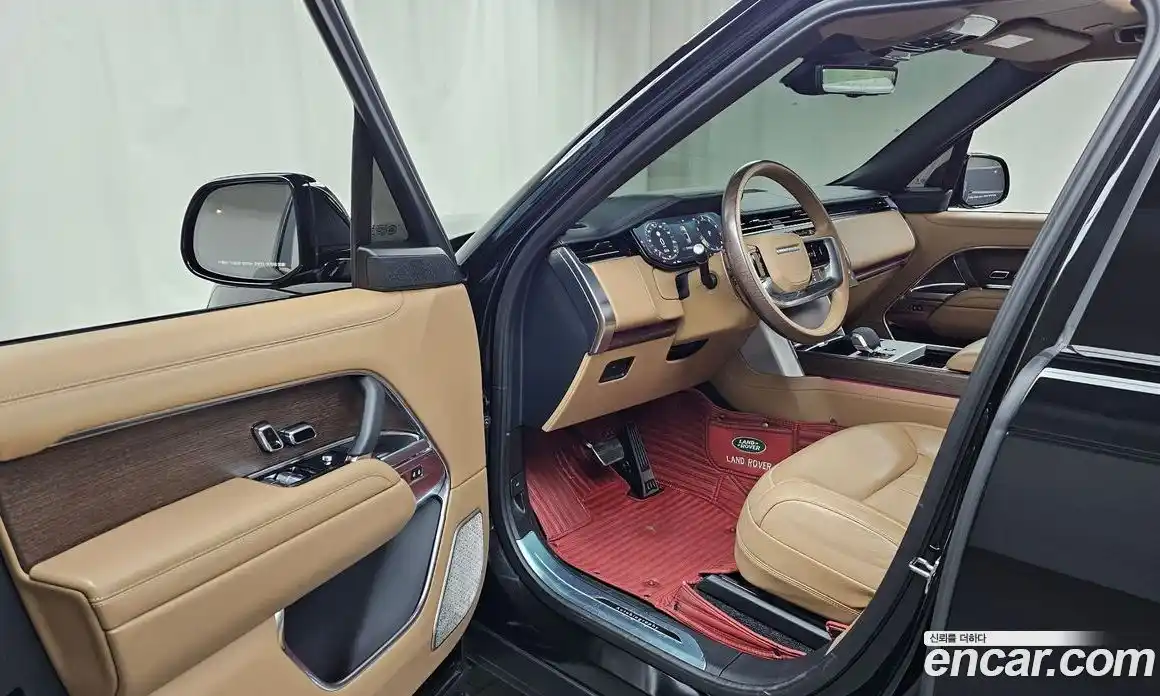 Land Rover Range-Rover 2024 4.4 Автомат в Москве № 213356, фото 19