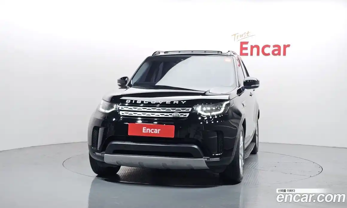 Land Rover Discovery 2018 3.0 Автомат в Москве № 213736, фото 1