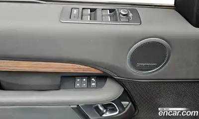 Land Rover Discovery 2018 3.0 Автомат в Москве № 213736, миниатюра 11