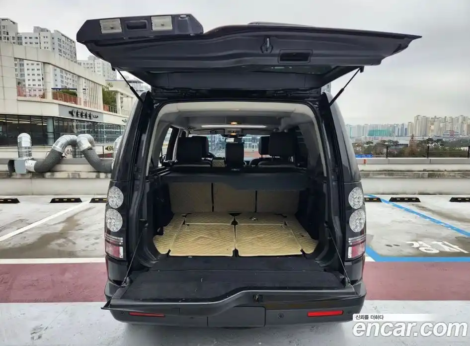 Land Rover Discovery 2015 3.0 Автомат в Москве № 213855, фото 11