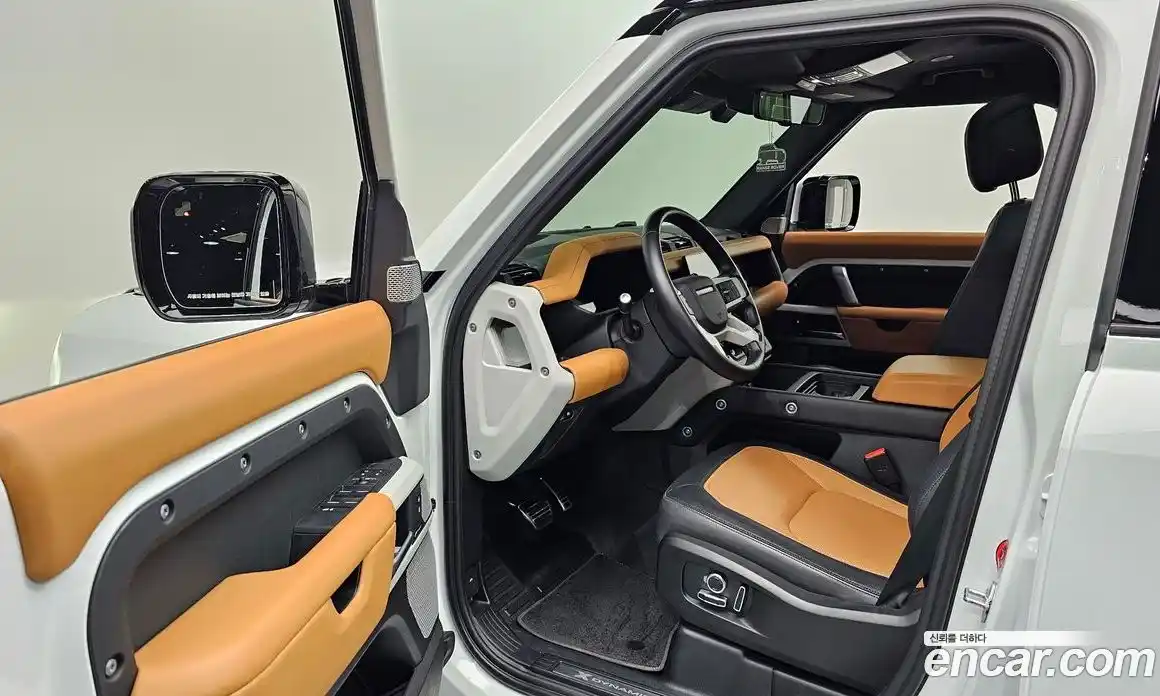 Land Rover Defender 2024 3.0 Автомат в Москве № 213903, фото 11