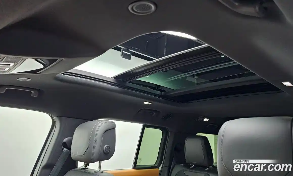 Land Rover Defender 2024 3.0 Автомат в Москве № 213903, фото 16