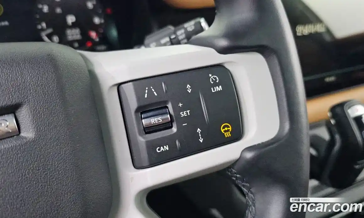 Land Rover Defender 2024 3.0 Автомат в Москве № 213903, фото 17