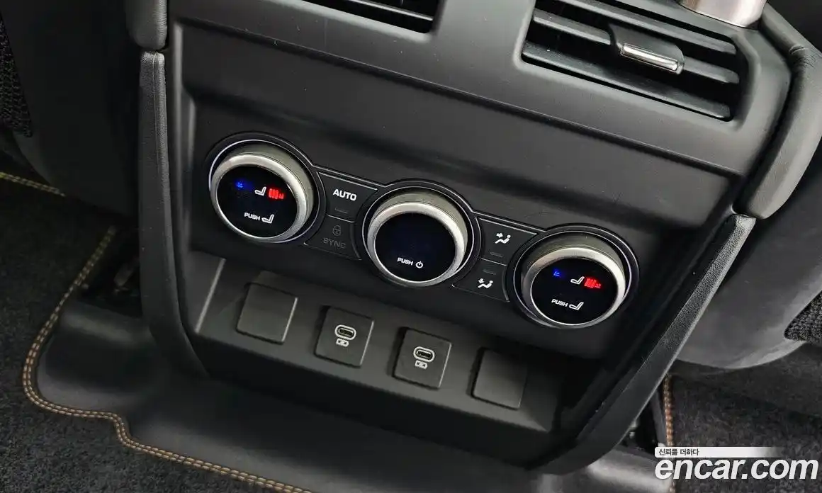 Land Rover Defender 2024 3.0 Автомат в Москве № 213903, фото 20