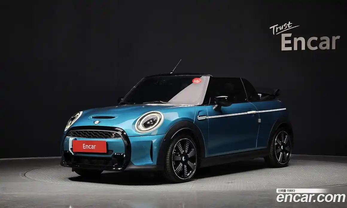 Mini Cooper Convertible 2023 2.0 Автомат в Москве № 214068, фото 10