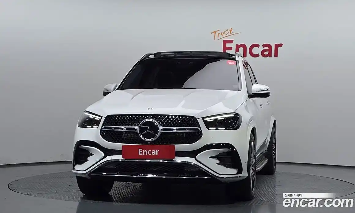 Mercedes-Benz GLE-Class 2024 3.0 Автомат в Москве № 216730, фото 11