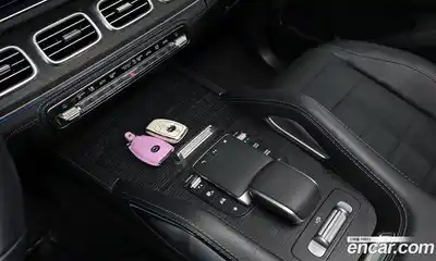 Mercedes-Benz GLE-Class 2024 3.0 Автомат в Москве № 216730, миниатюра 2