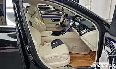 Mercedes-Benz S-Class 2024 4.0 Автомат в Москве № 219909, миниатюра 3