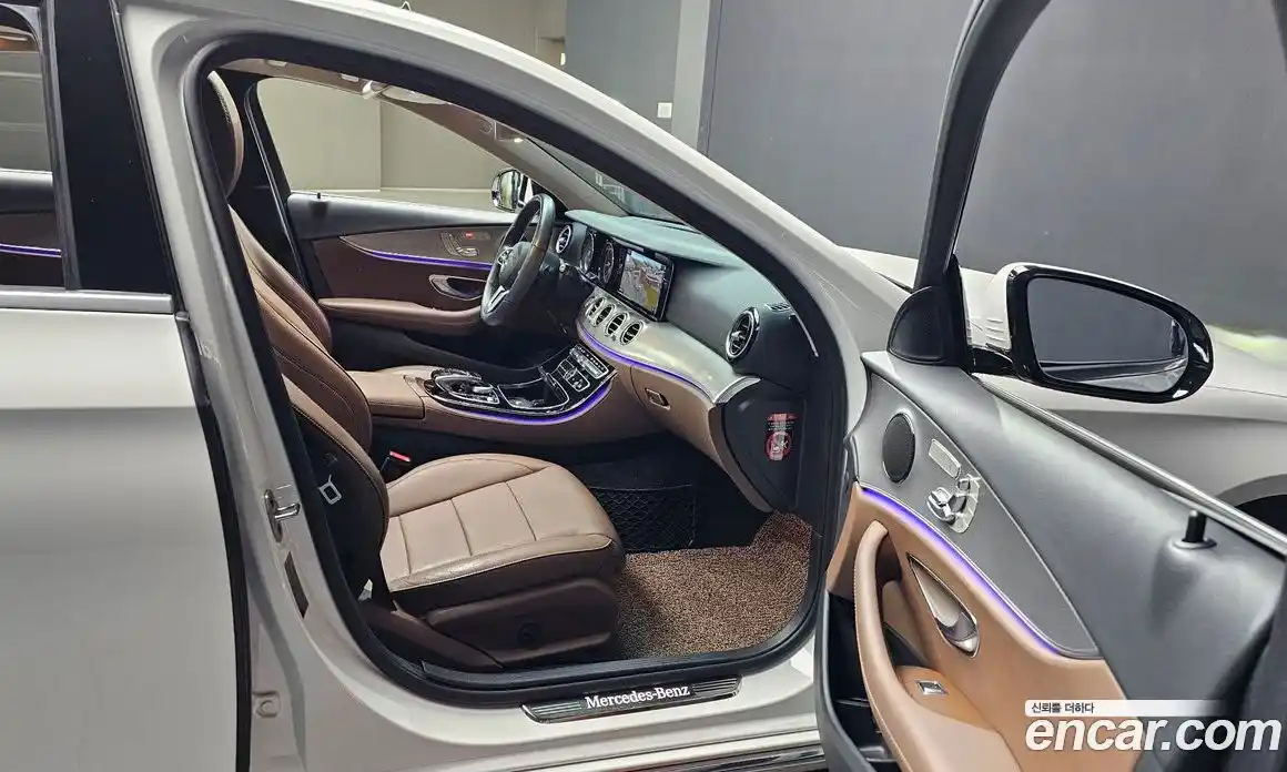 Mercedes-Benz E-Class 2019 2.0 Автомат в Москве № 223224, фото 4