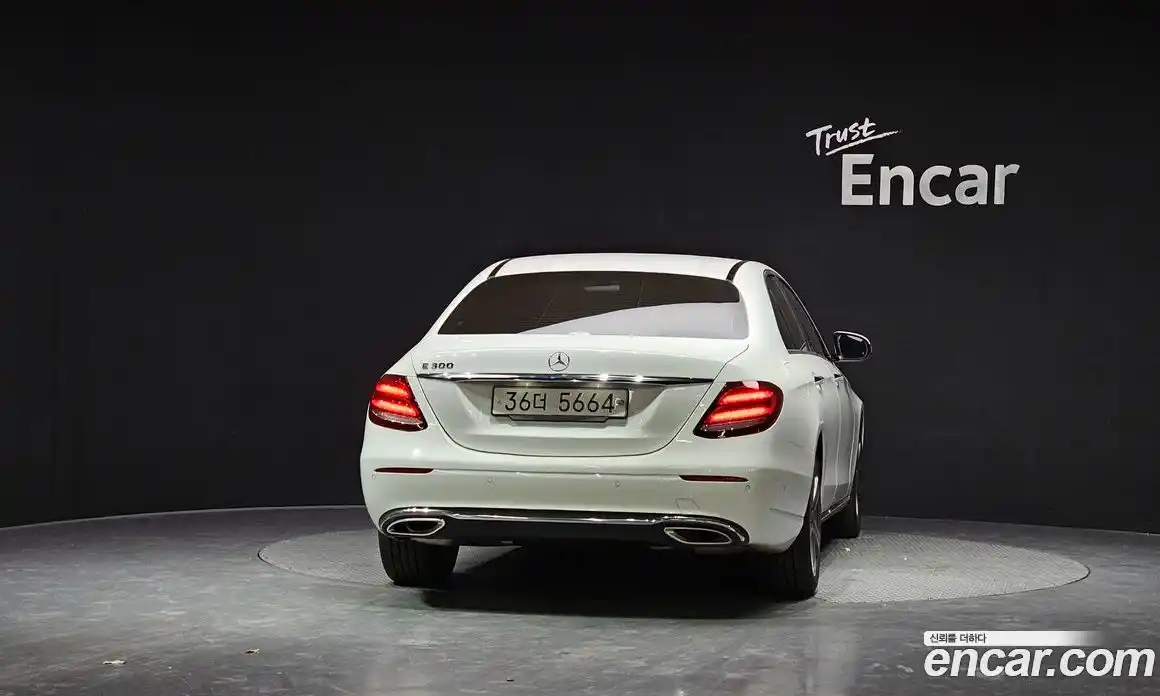 Mercedes-Benz E-Class 2019 2.0 Автомат в Москве № 223224, фото 8