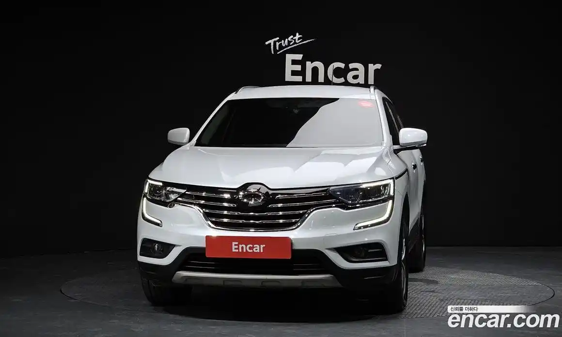 Renault QM6 2017 2.0 Автомат в Москве № 226185, фото 13