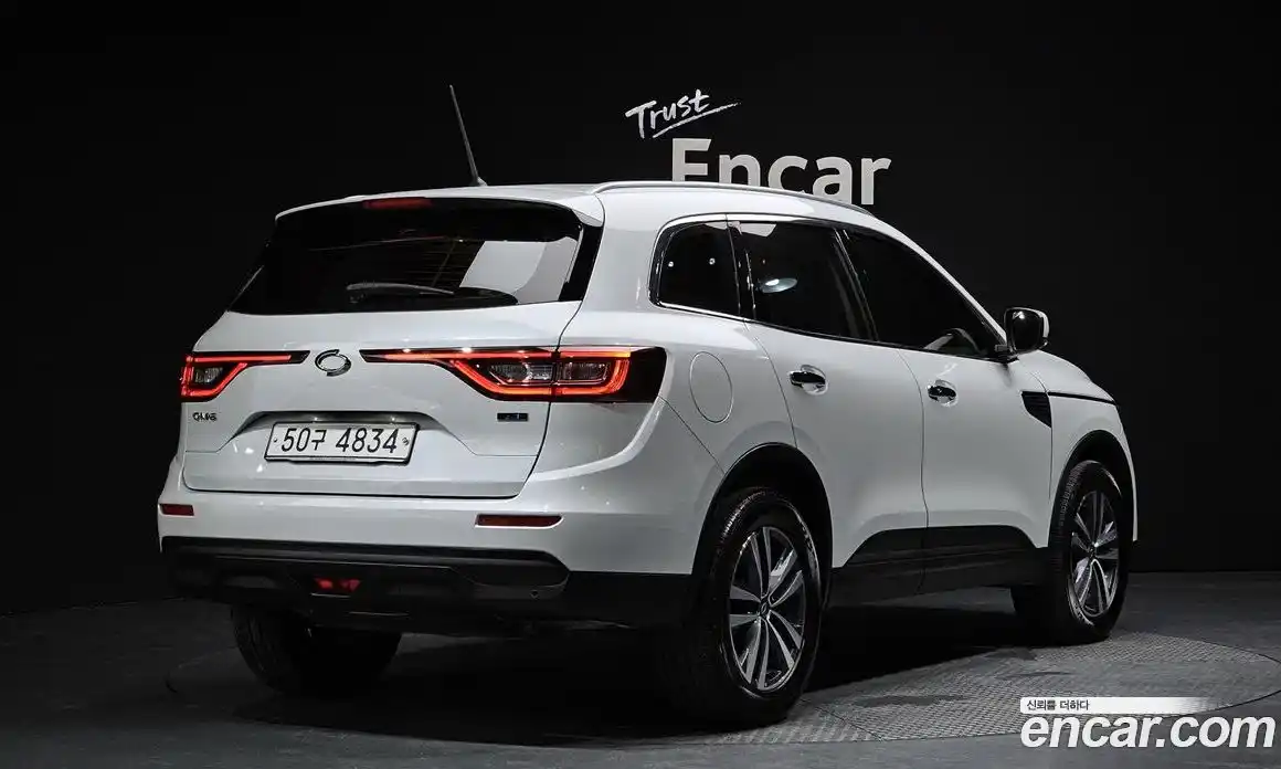 Renault QM6 2017 2.0 Автомат в Москве № 226185, фото 17