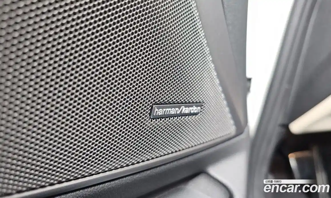 BMW 3-Series 2025 3.0 Автомат в Москве № 227659, фото 17