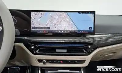 BMW 3-Series 2025 3.0 Автомат в Москве № 227659, миниатюра 4