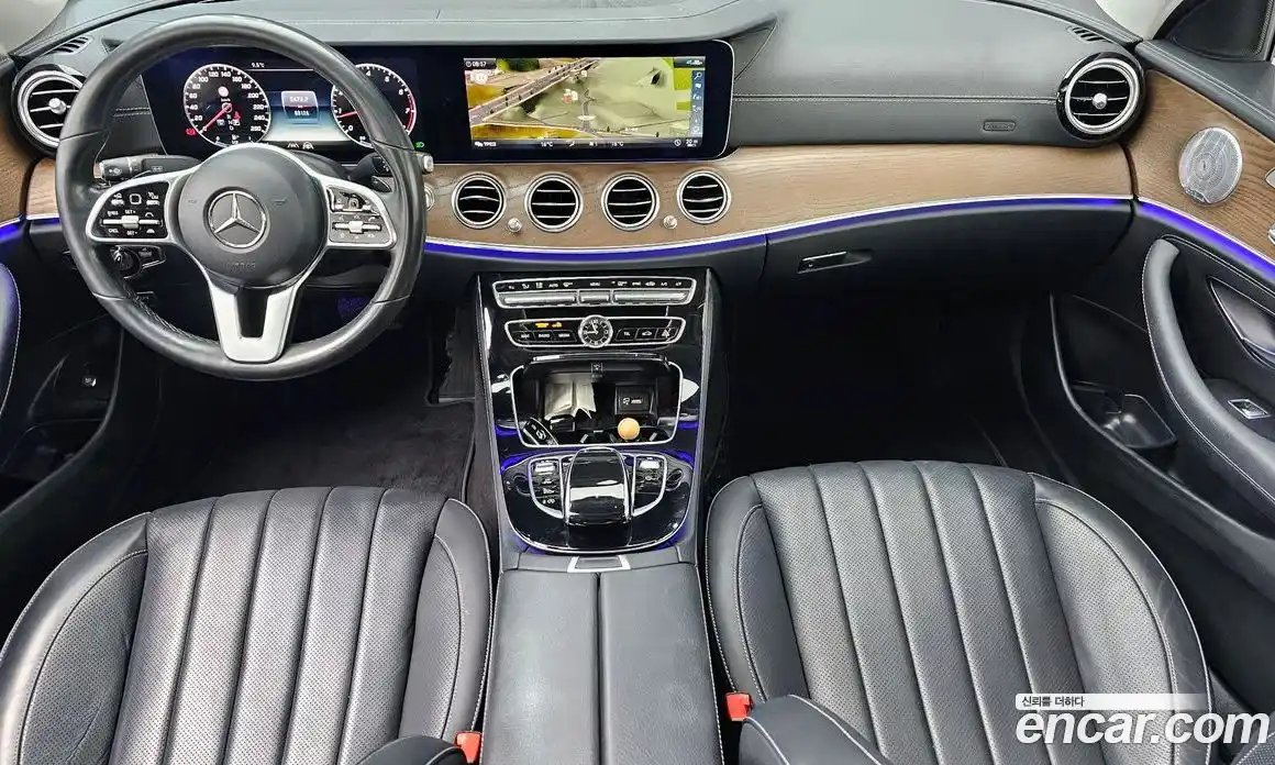 Mercedes-Benz E-Class 2020 2.0 Автомат в Москве № 229643, фото 14