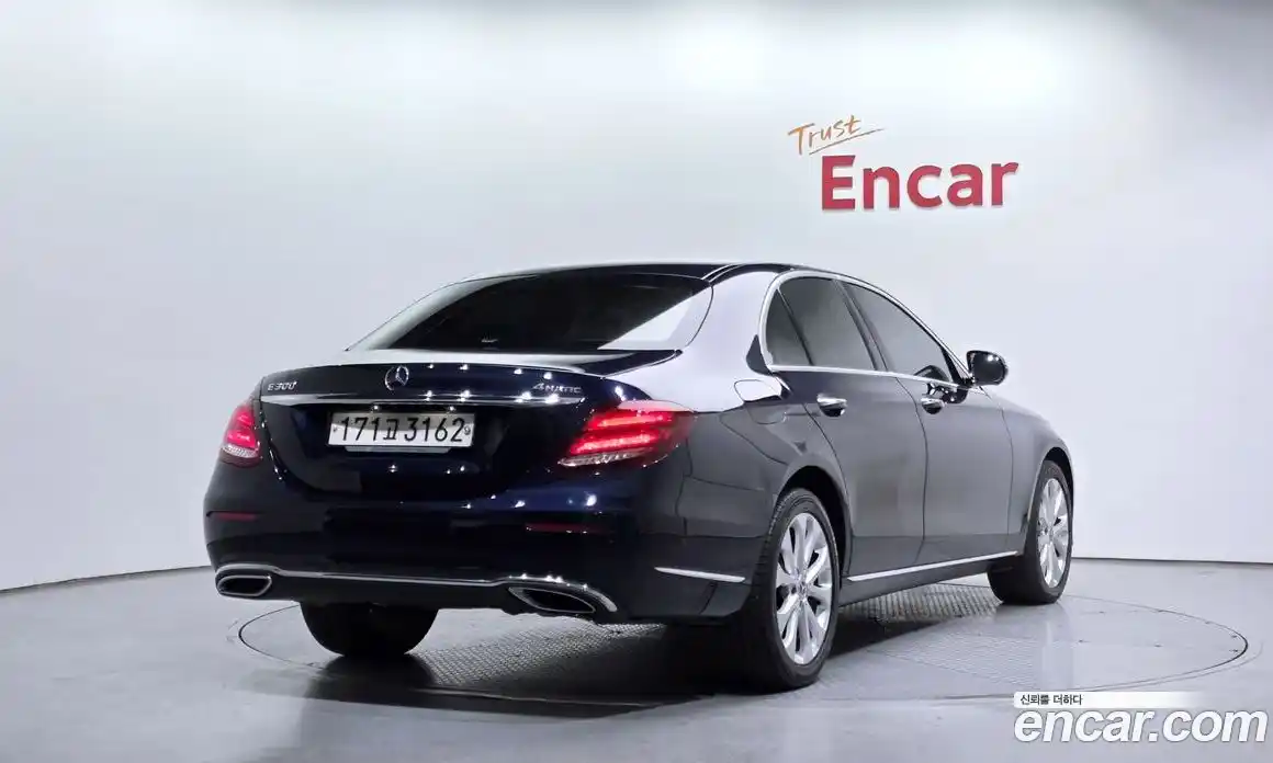 Mercedes-Benz E-Class 2020 2.0 Автомат в Москве № 229643, фото 5