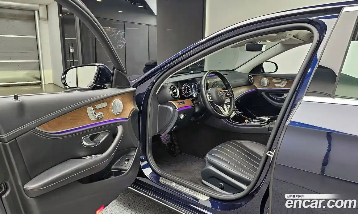 Mercedes-Benz E-Class 2020 2.0 Автомат в Москве № 229643, фото 8