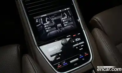 Porsche Panamera 2018 2.9 Автомат в Москве № 230979, миниатюра 11